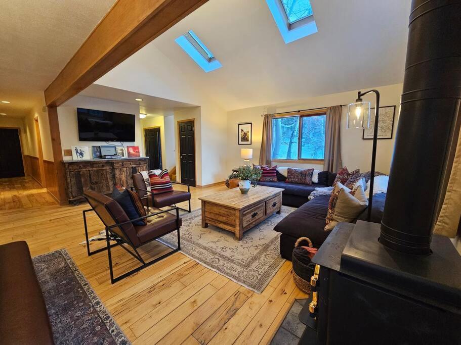 Private And Updated Breck Home With Hot Tub Breckenridge Eksteriør bilde